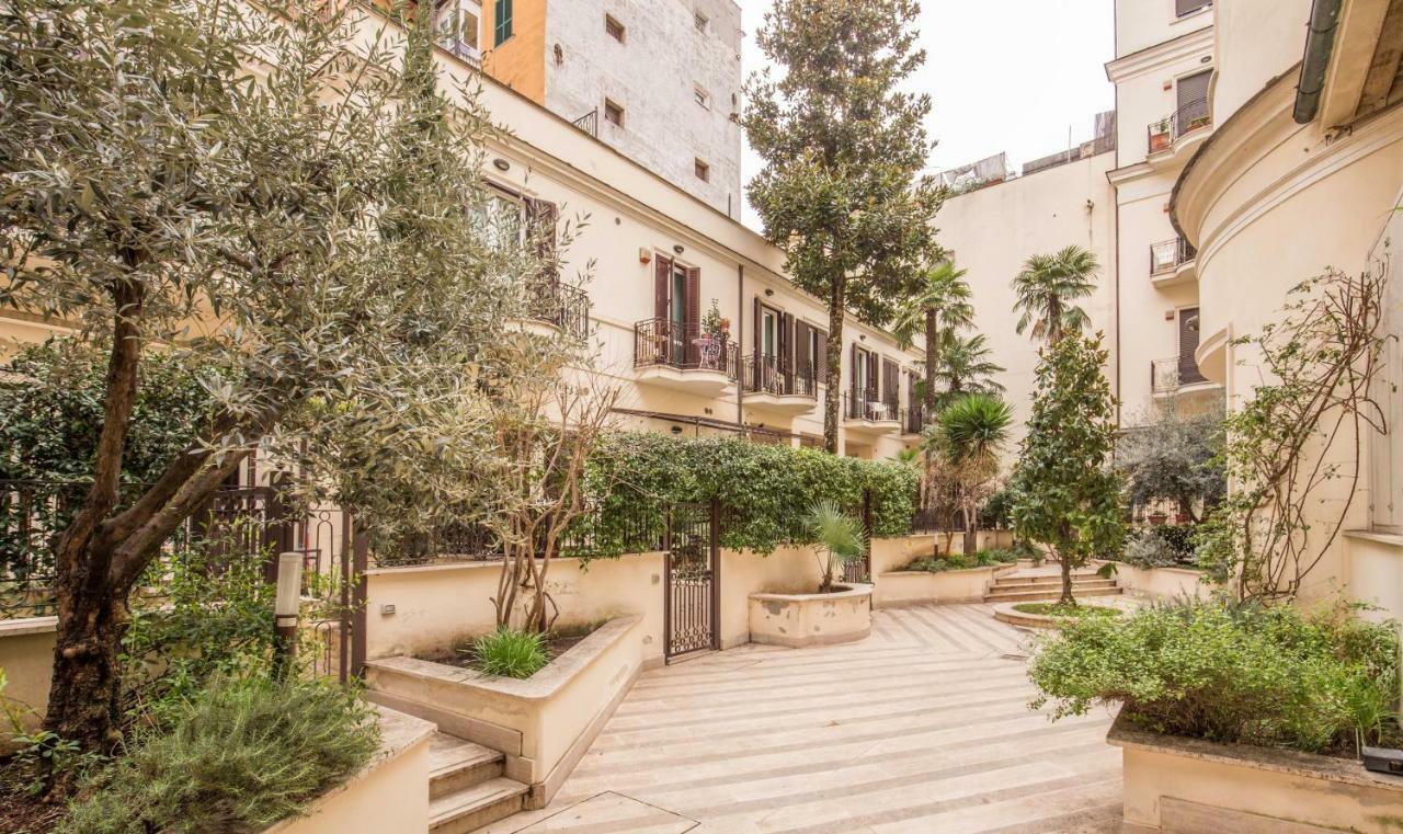 Leopardi Gardens By Colosseum Apartment Rome Exterior photo